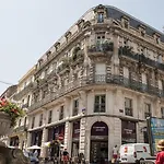 Grand Au Coeur De 塞特港