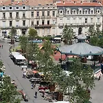 Grand Au Coeur De *