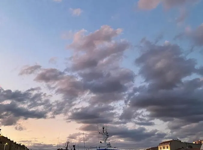 Grand Au Coeur De דירה Sète